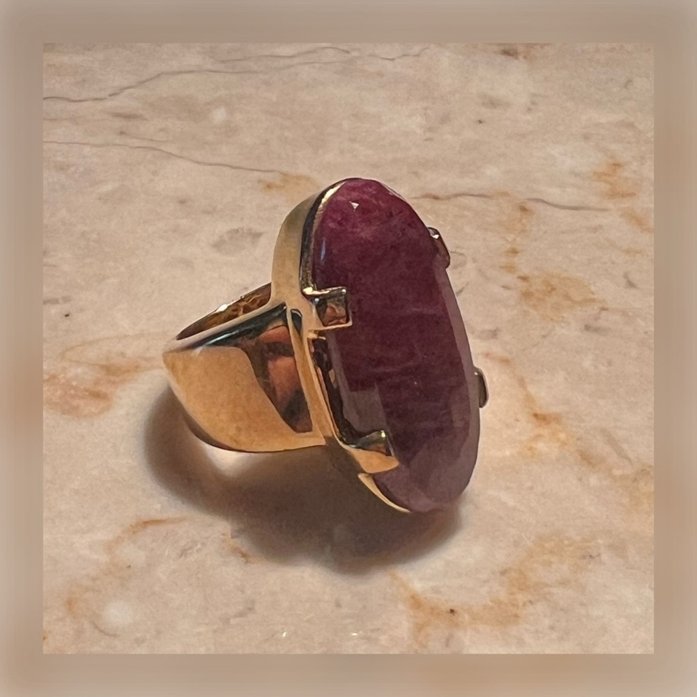 RUBY PRECIOUS STONE RING OVAL SHAPED in Yellow Gold
